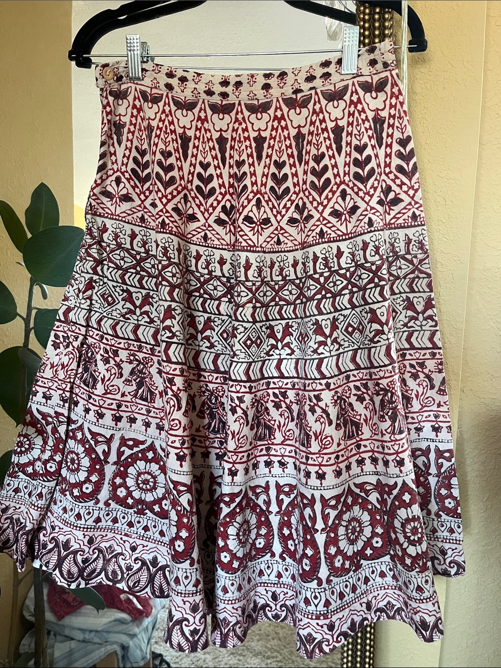 Bohemian Indian skirt  - Burgundy and White M